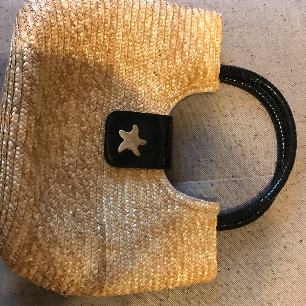 Straw beach purse